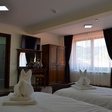 Hotel Rabbit Bran モイエチウ・デ・ジョス エクステリア 写真